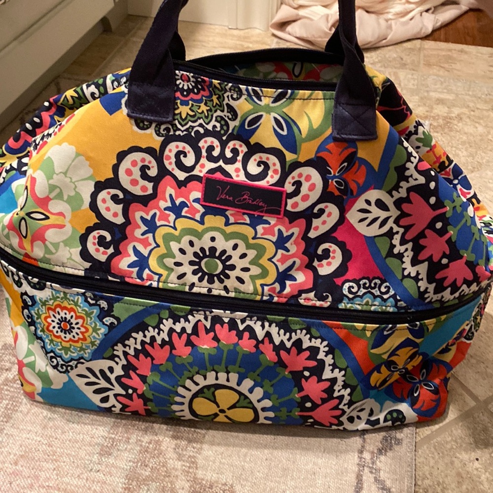 VERA BRADLEY EXPANDABLE BAG